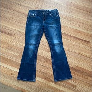 Miss Me mid-rise easy boot size 31